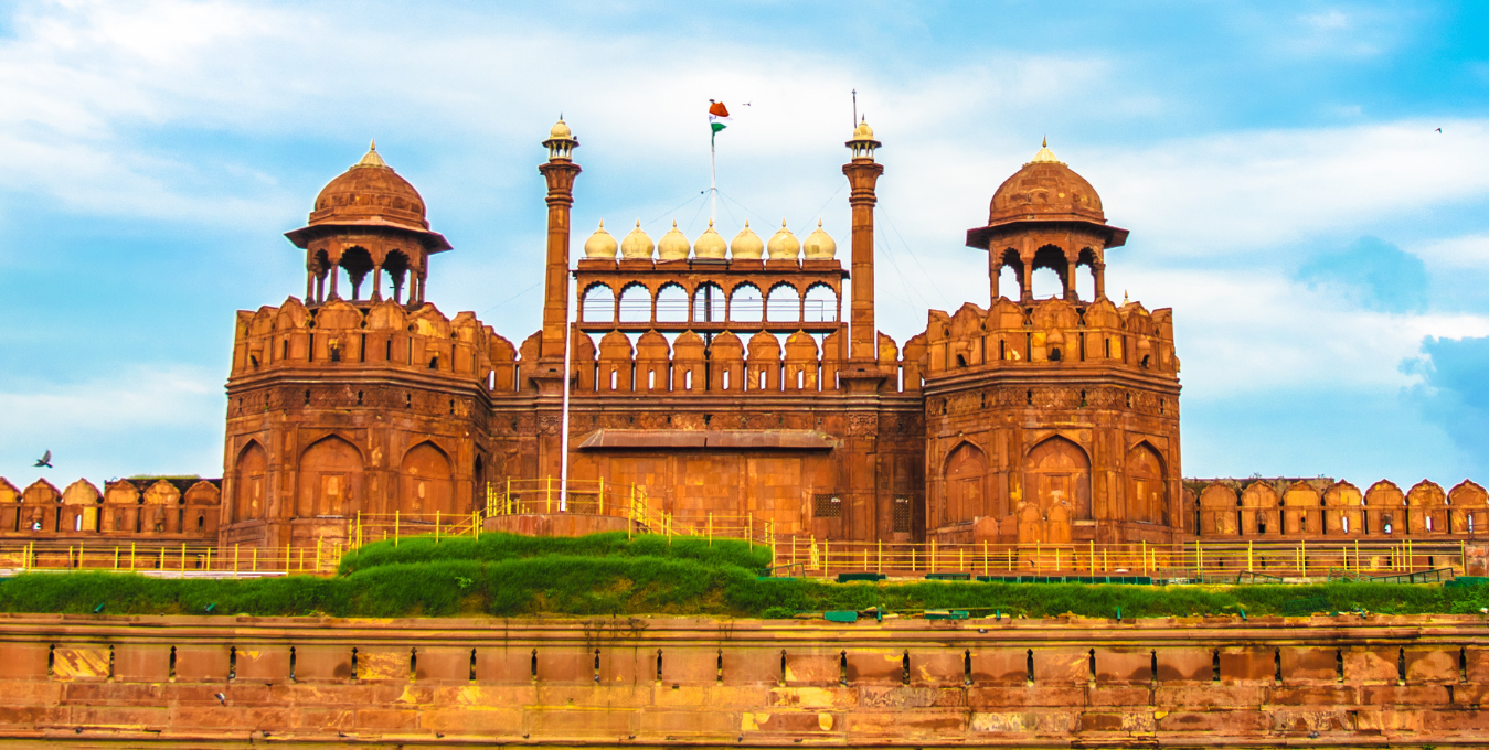  - 1Night Delhi, 1Night  Agra, 2Night Jaipur